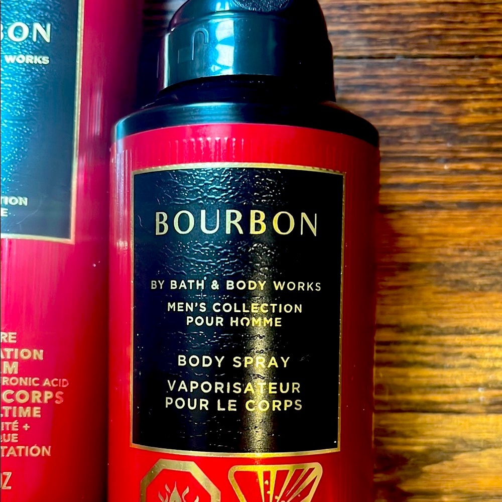 Bath & Body Works Red and Black Moisturizer Set - Picture 9 of 9